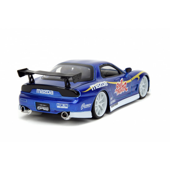 Vehicle with figure Street Fighter 1993 Mazda RX7 1/24