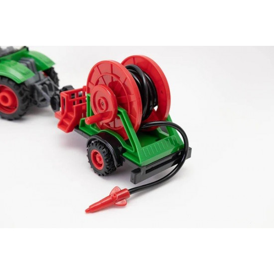 Tractor with watering hose R/C