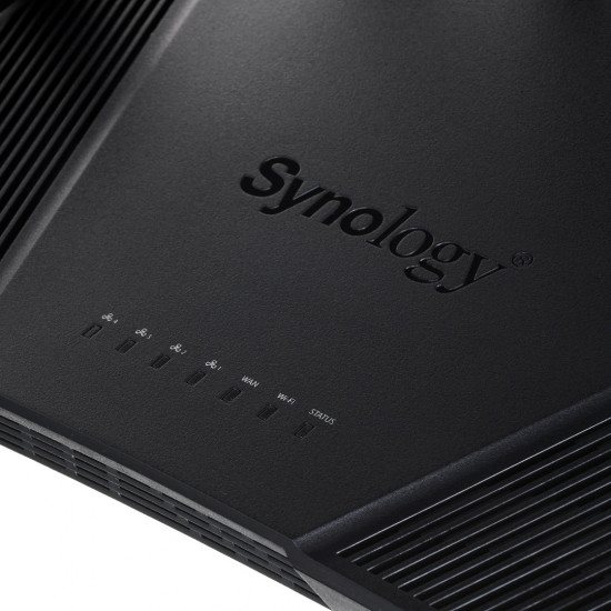 Synology RT6600ax Router WiFi6 1xWAN 3xGbE 1x2.5Gb wireless router Tri-band (2.4 GHz / 5 GHz / 5 GHz) Black