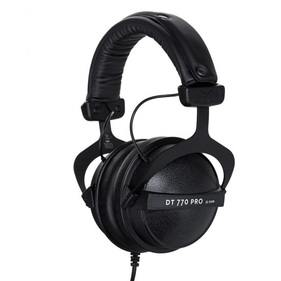 Beyerdynamic DT 770 PRO 32 Ω - closed studio headphones