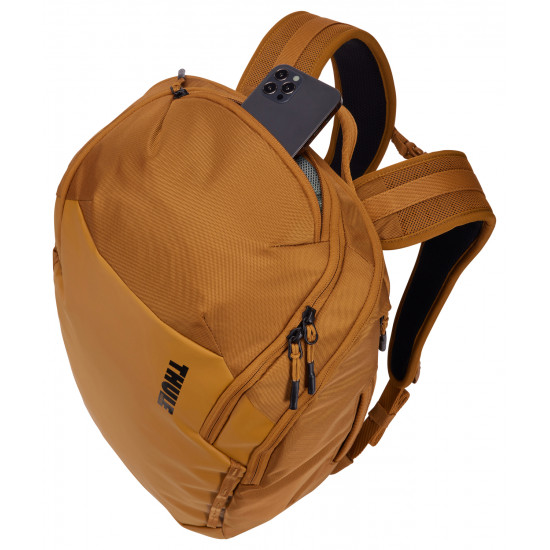 Thule | Chasm | Backpack 26L | Fits up to size 16  | Laptop backpack | Golden Brown | Waterproof