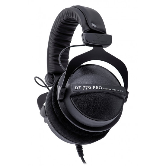 Beyerdynamic DT 770 PRO 250 OHM Black Limited Edition - closed studio headphones