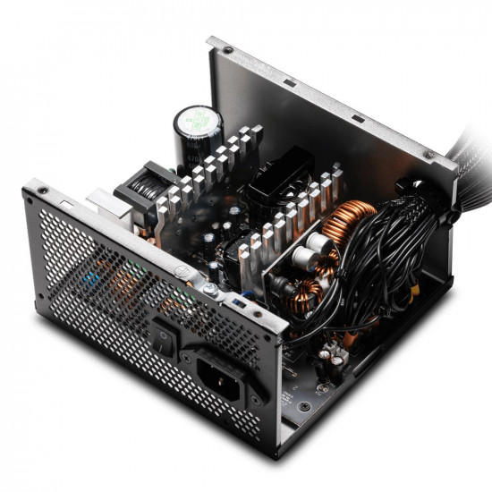 XPG PYLON 750W Power Supply