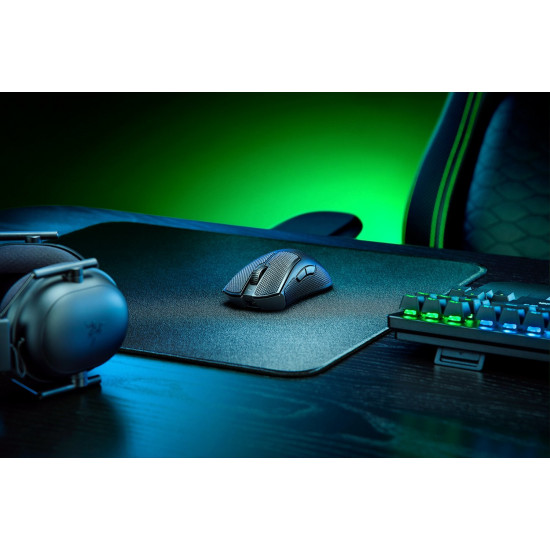 Razer DeathAdder V3 Pro mouse Gaming Right-hand RF Wireless + USB Type-C Optical 30000 DPI