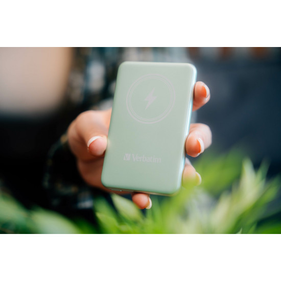 Verbatim Charge 'n' Go Magnetic Wireless Power Bank 5000mAh Green