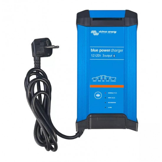 Victron Energy Blue Smart IP22 12V/20A battery charger (3)