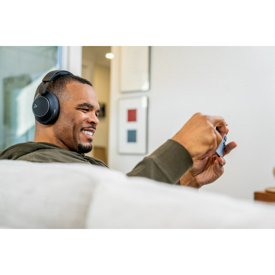 POLY Voyager Surround 80 UC USB-C Headset +USB-C/A Adapter