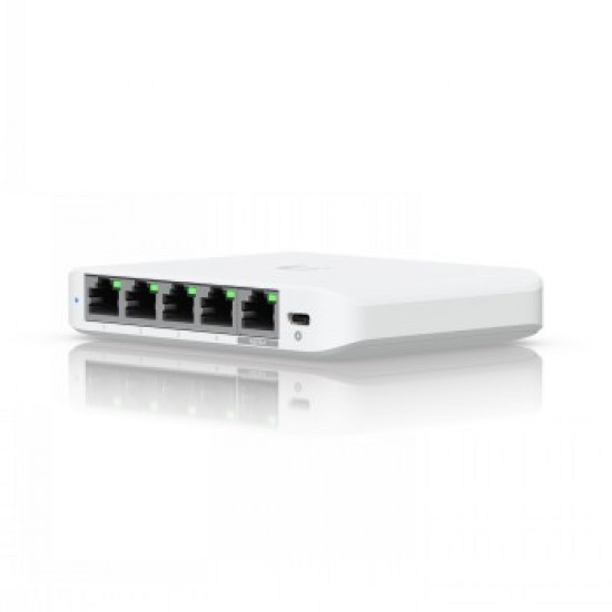 UBIQUITI COMPACT, 5-PORT 2.5G SWITCH THAT CAN BE POWERED WITH POE OR A USB-C ADAPTER.