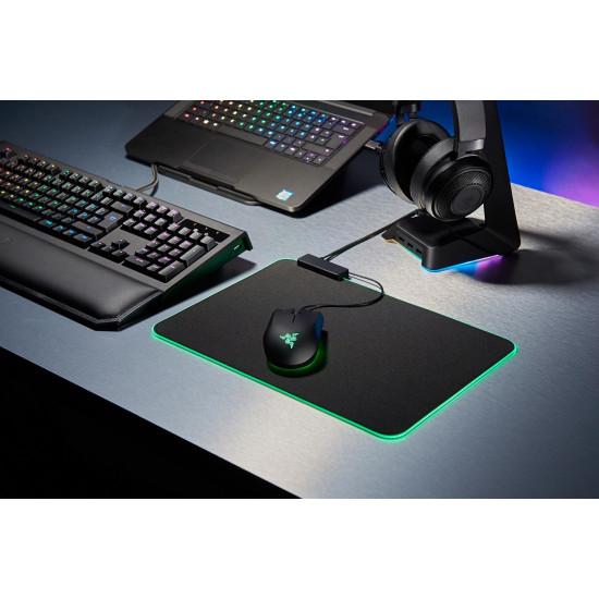 Razer Goliathus Extended Chroma Gaming mouse pad Black