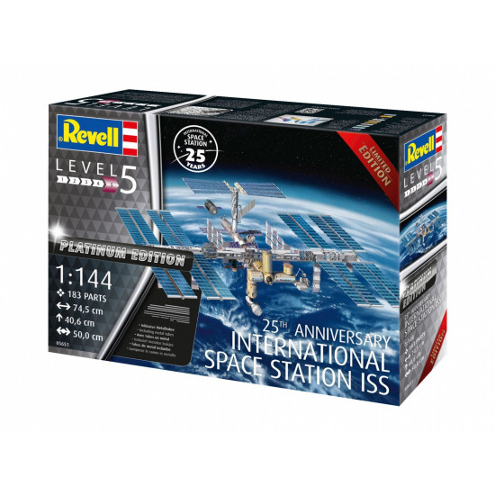 Plastic model Gift set 25th Anniversary ISS Platinum Edition 1/144