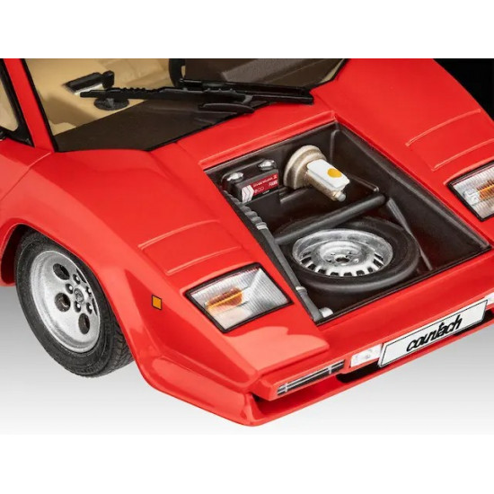 Plastic model Lamborghini Countach LP500 1/24