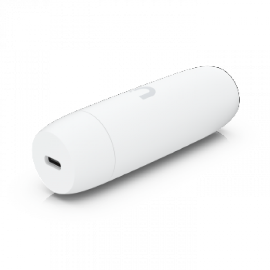 UBIQUITI VERSATILE ADAPTER THAT PROVIDES POWER AND CONNECTIVITY TO USB-C DEVICES, INCLUDING COMPATIBLE PROTECT WIFI CAMERAS