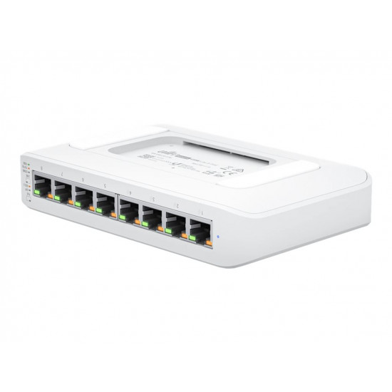 UBIQUITI UniFi Switch Lite 8 Gigabit RJ45 ports including 4x 802.3at PoE+