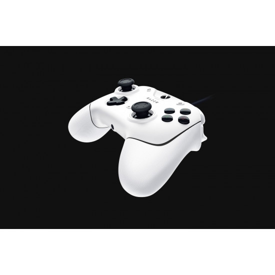 Razer Wolverine V2 White 3.5 mm Gamepad Analogue PC, Xbox One, Xbox Series S, Xbox Series X