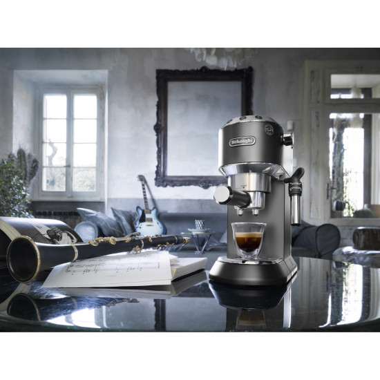 De Longhi Dedica EC685.BK Kaffeemaschine mit Cappuccinatore Schwarz