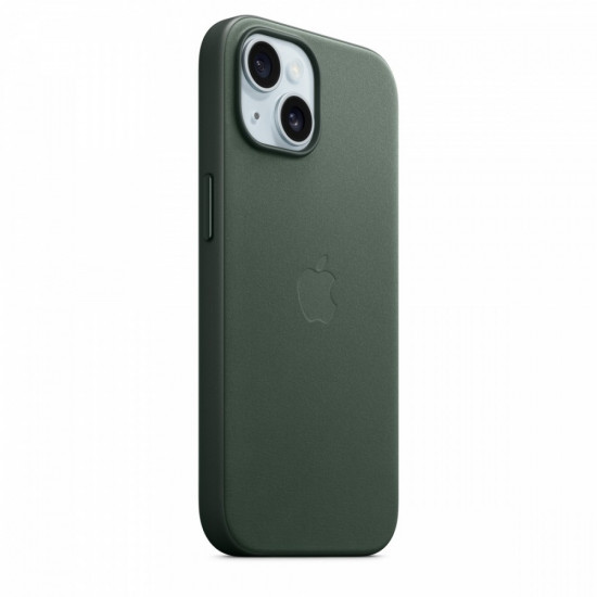 Case FineWoven with MagSafe for iPhone 15 - evergreen