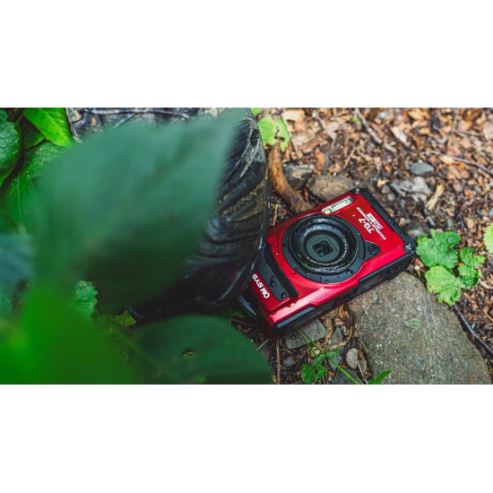 Camera TG-7 red