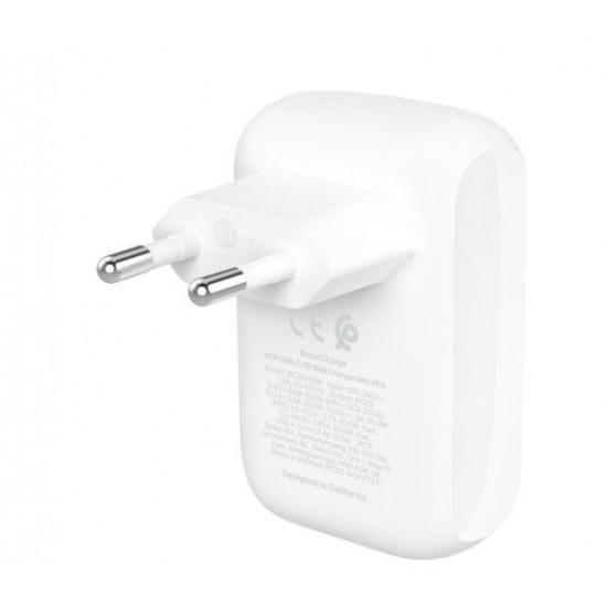 Charger BoostCharge 42W USB-C 3 0W USB-A 12W white