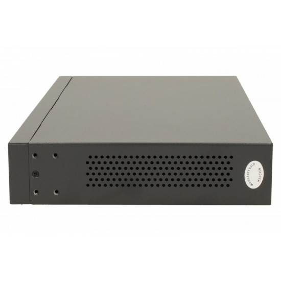 SF1024D switch L2 24x10/100 Desktop