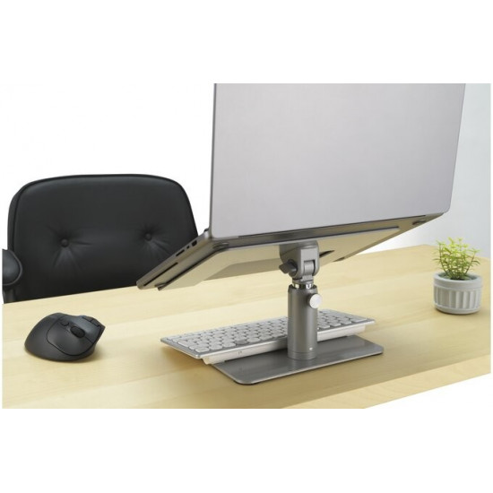 Universal laptop riser