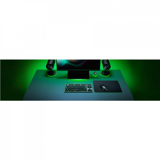 Razer | Gigantus V2 Soft | Medium | Rubber foam | Gaming mouse pad | 360 x 3 x 275 mm | Black