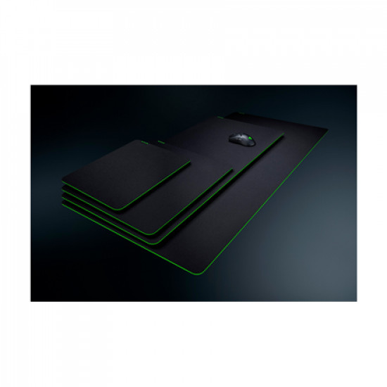 Razer | Gigantus V2 Soft | Medium | Rubber foam | Gaming mouse pad | 360 x 3 x 275 mm | Black