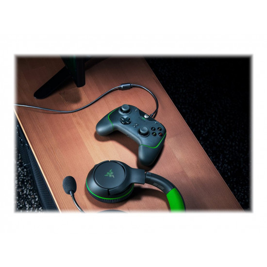 RAZER Wolverine V2 Gaming Controller for Xbox Series X