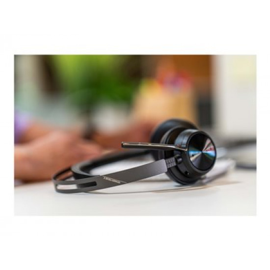 HP Poly Voyager Focus 2 USB-C with charge stand Headset