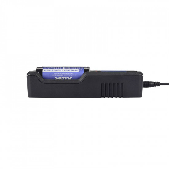 XTAR VC4 Household battery USB